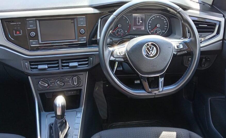 Volkswagen Polo Hatch 1.0TSI Comfortline Auto