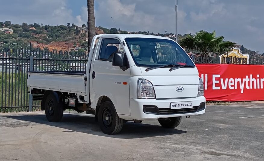 Hyundai H-100 Bakkie 2.6D Chassis Cab