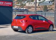 Renault Clio IV 900T Dynamique 5-dr (66kW)