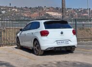 Volkswagen Polo 1.0 TSI Comfortline Auto