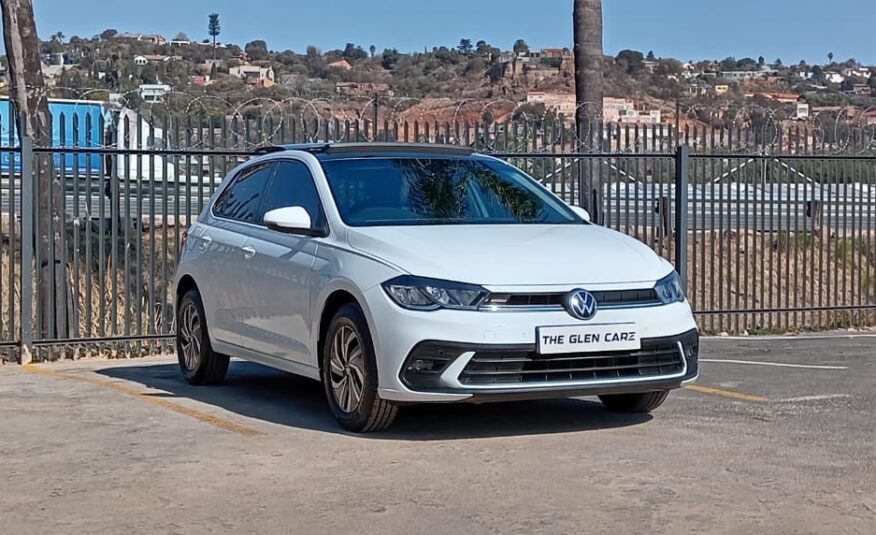 Volkswagen Polo 1.0 TSI Comfortline Auto