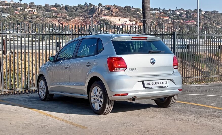 Volkswagen Polo Vivo 1.4 Comfortline 5-dr