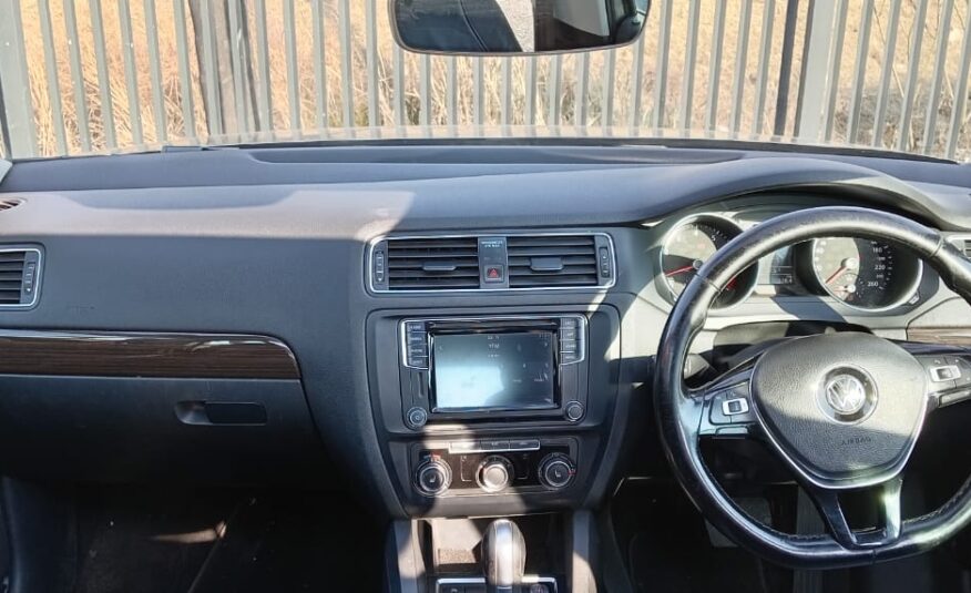 Volkswagen Jetta 1.4TSI Comfortline Auto