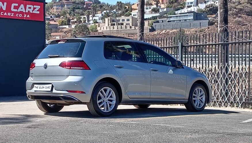 Volkswagen Golf VII 1.0 TSI Comfortline