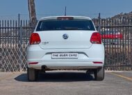 Volkswagen Polo Vivo 1.6 Comfortline Auto