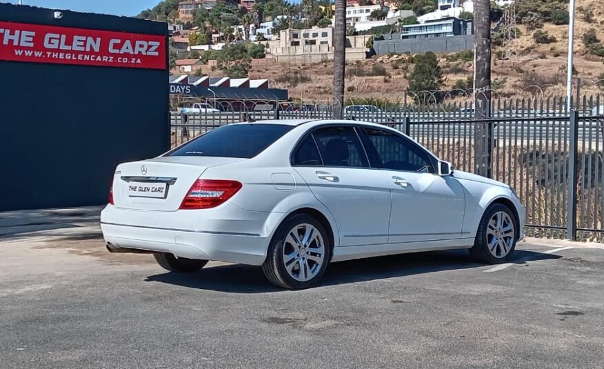 Mercedes-Benz C-Class C 200 Auto