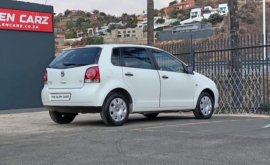 Volkswagen Polo Vivo 1.4 Trendline Auto