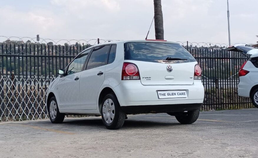 Volkswagen Polo Vivo 1.4 Trendline Auto