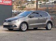 Volkswagen Polo Vivo 1.6 Highline