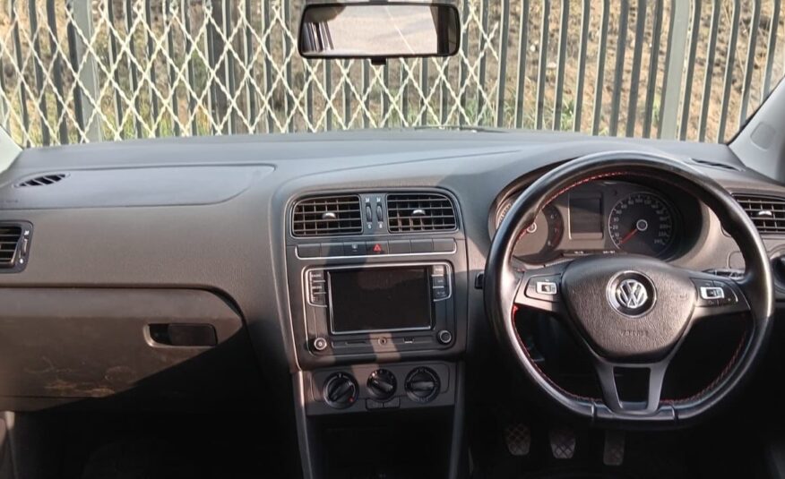 Volkswagen Polo Vivo 1.6 Highline