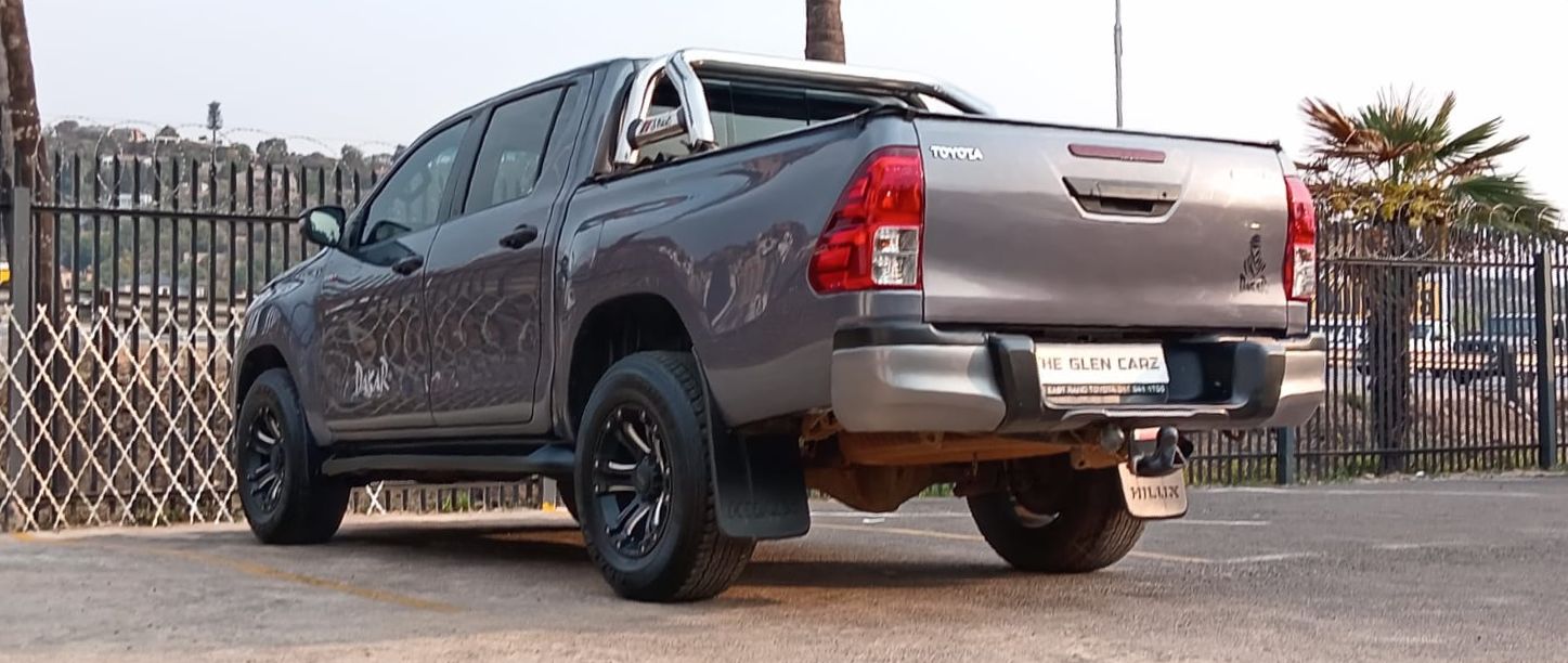 Toyota Hilux 2.8 GD-6 Raider 4×4 Auto Double-Cab