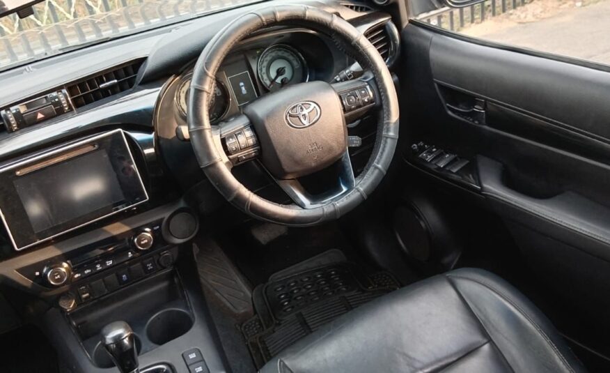 Toyota Hilux 2.8 GD-6 Raider 4×4 Auto Double-Cab