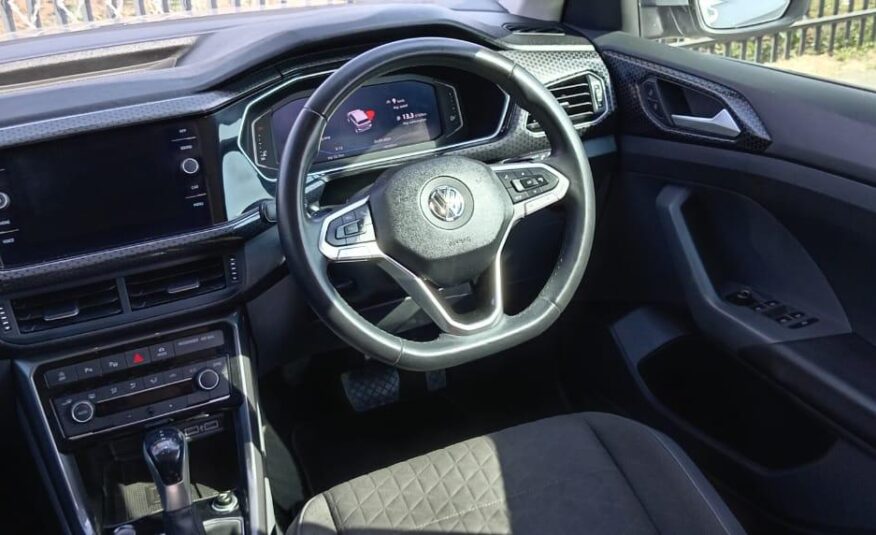 Volkswagen T-Cross 1.5 TSI R-Line Auto