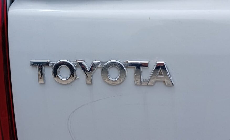 Toyota Hilux 2.4 GD Single-Cab