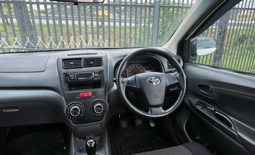Toyota Avanza 1.5 SX