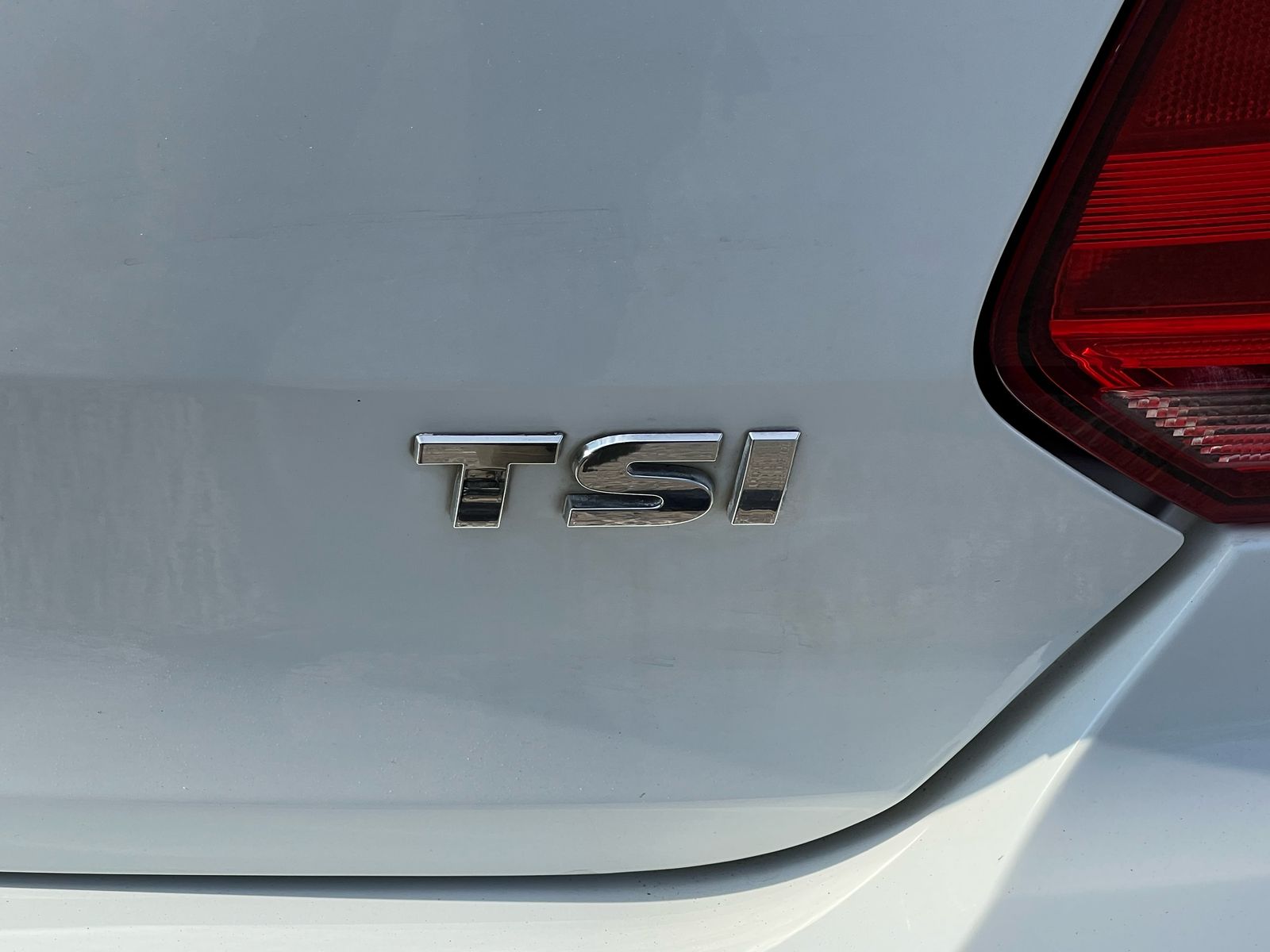 Volkswagen Polo 1.0 TSI Comfortline Auto