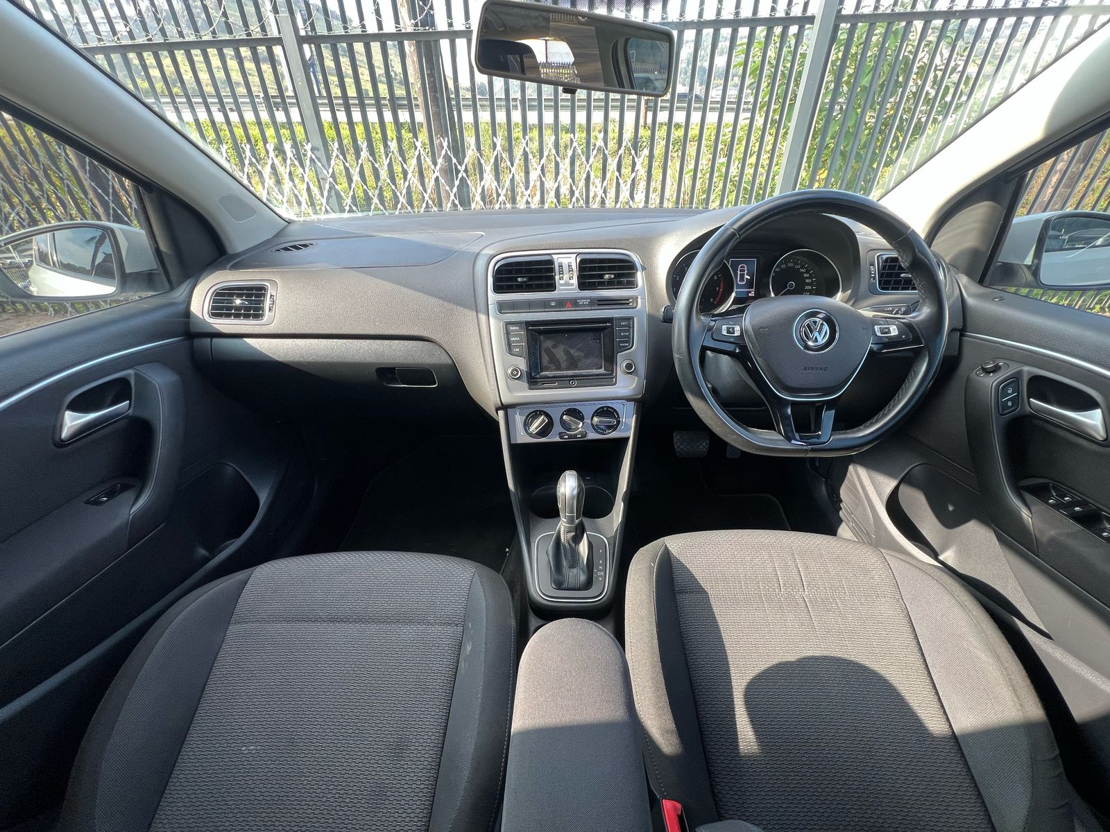 Volkswagen Polo 1.0 TSI Comfortline Auto