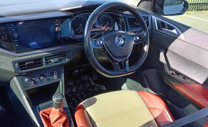 Volkswagen Polo 1.0 TSI R-Line