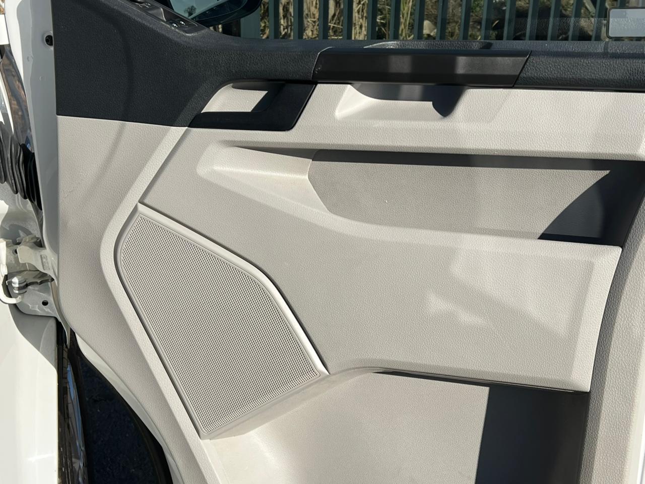 Volkswagen Kombi 2.0 TDI Auto (103kW) Trendline