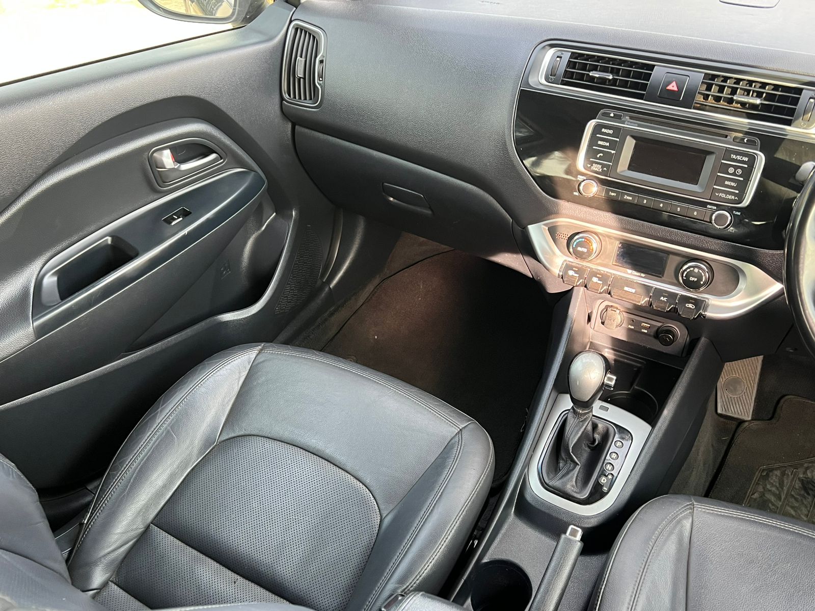 2015 Kia Rio 1.4 Tec 5-dr Auto