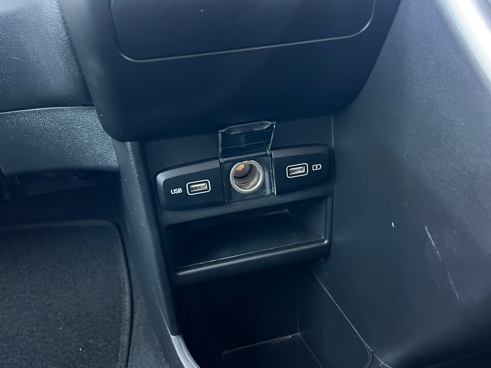 Hyundai Staria 2.2d Executive Auto