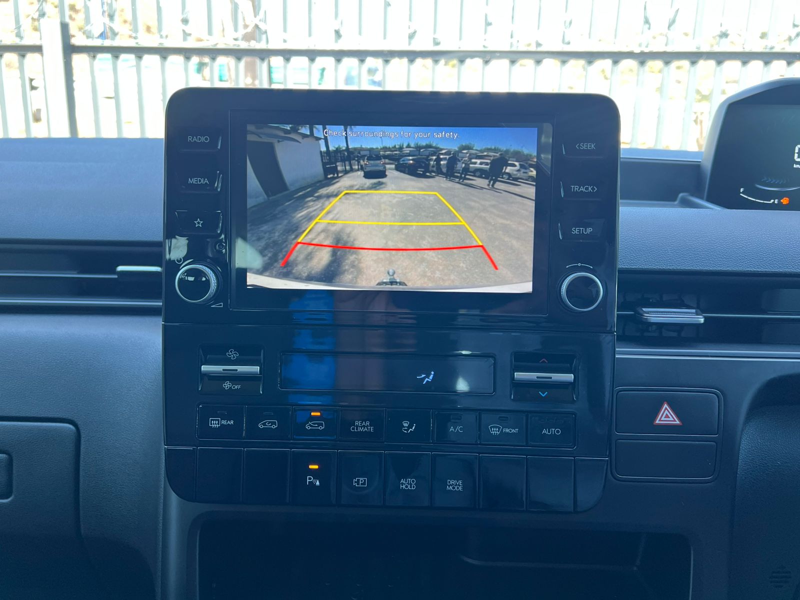 Hyundai Staria 2.2d Executive Auto