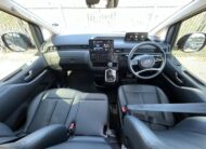 Hyundai Staria 2.2d Executive Auto