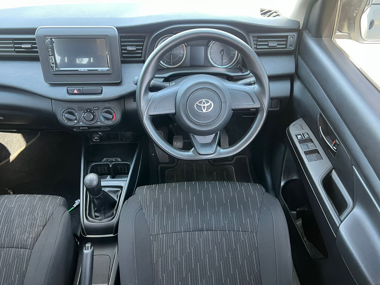 Toyota Rumion 1.5 SX