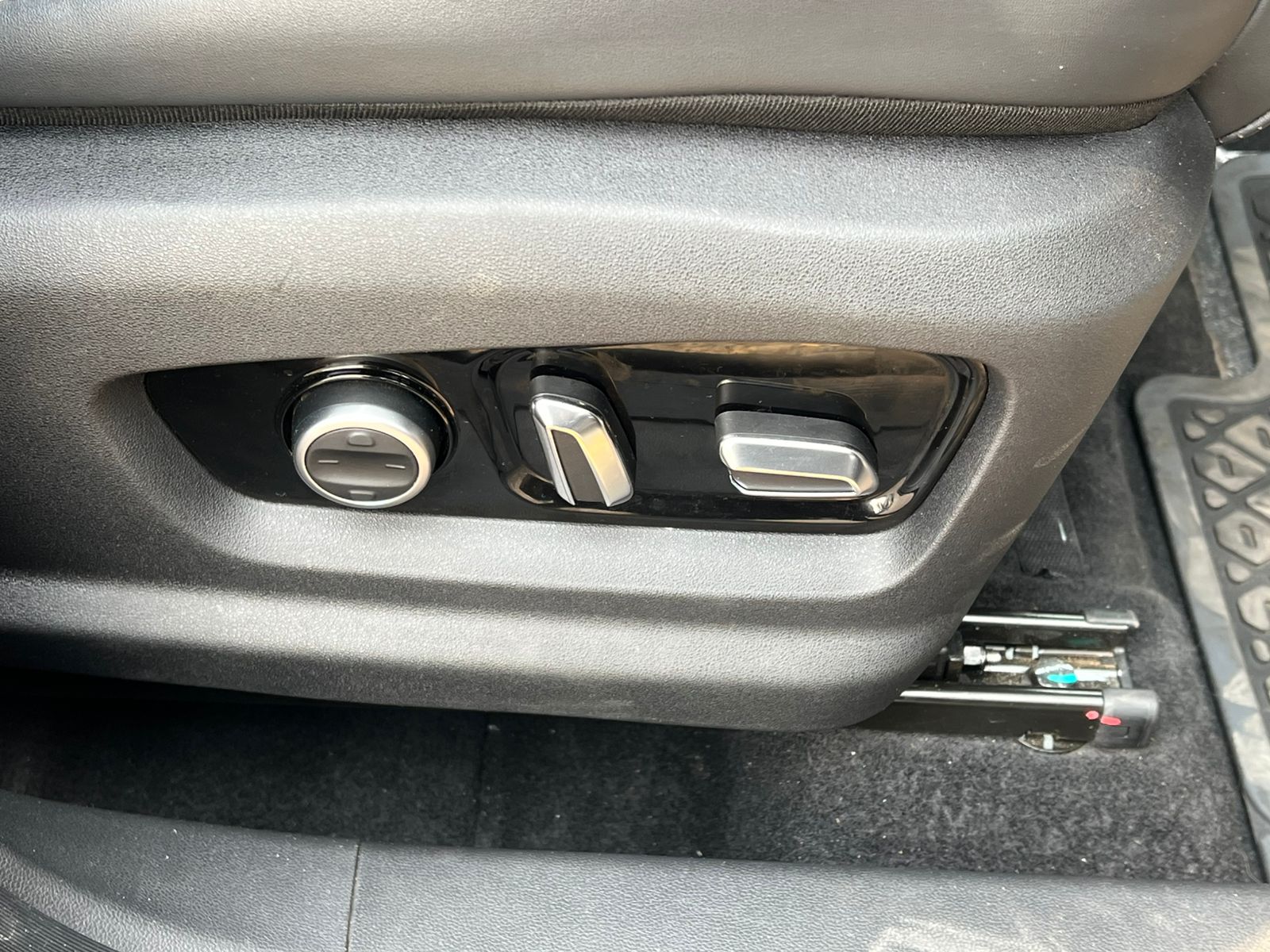 Jaecoo J7 1.6T Glacier