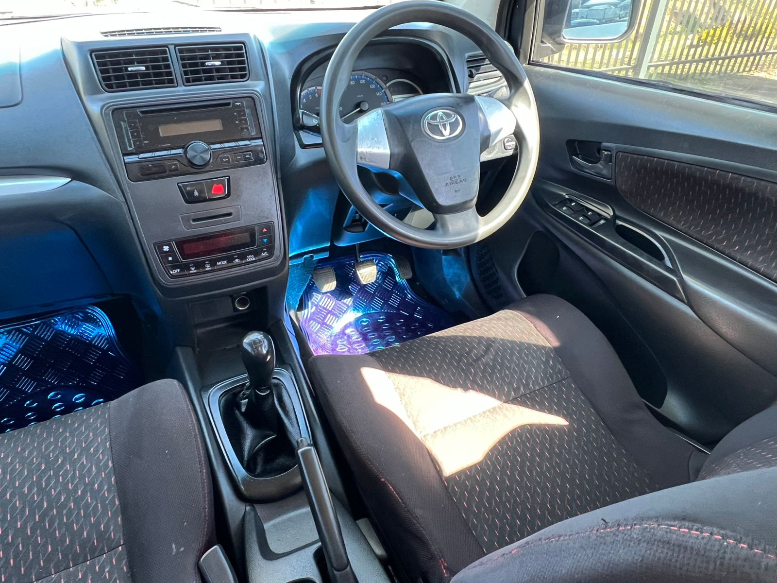 Toyota Avanza 1.5 SX