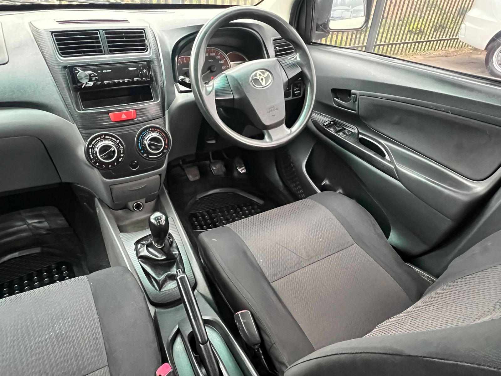 Toyota Avanza 1.5 SX