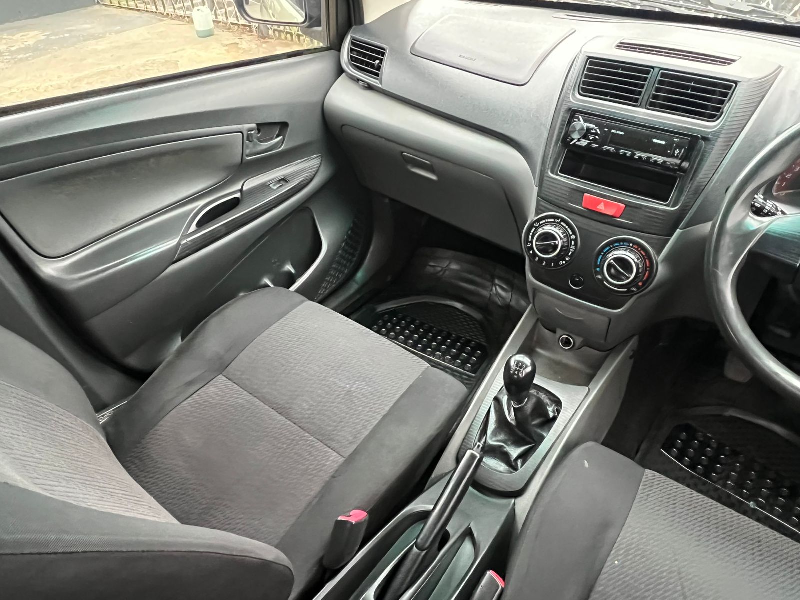 Toyota Avanza 1.5 SX