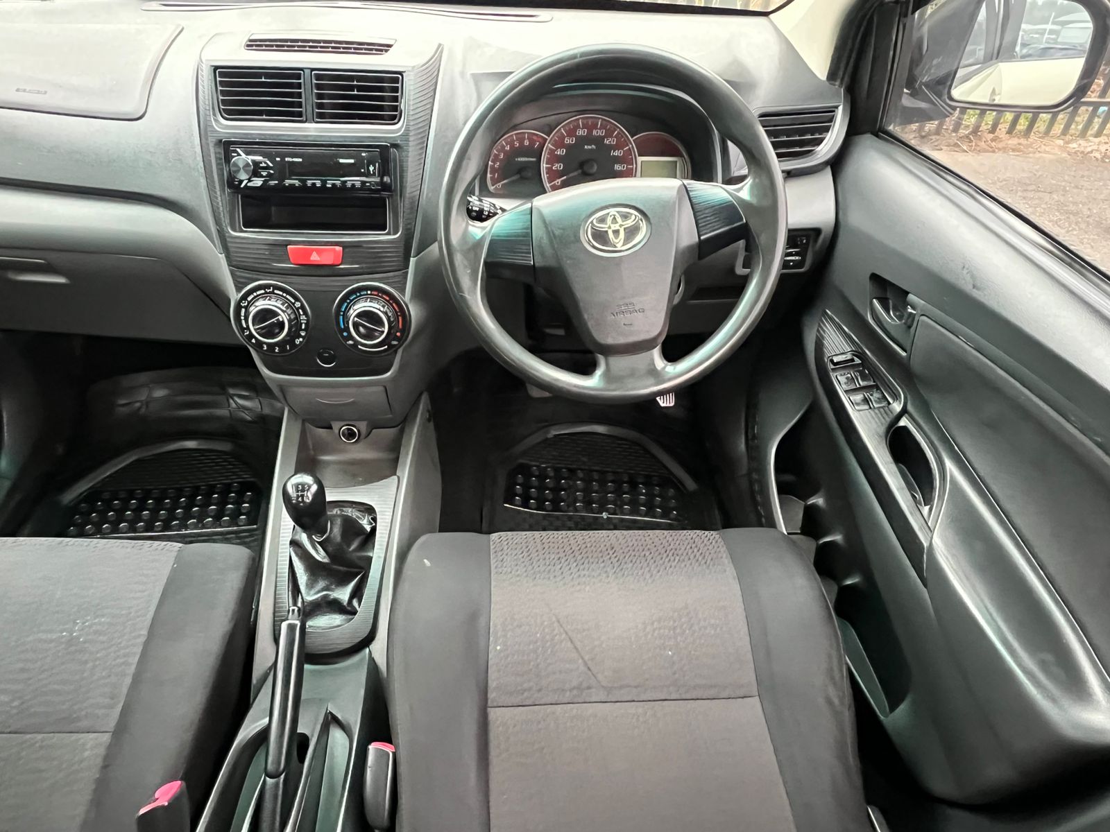 Toyota Avanza 1.5 SX