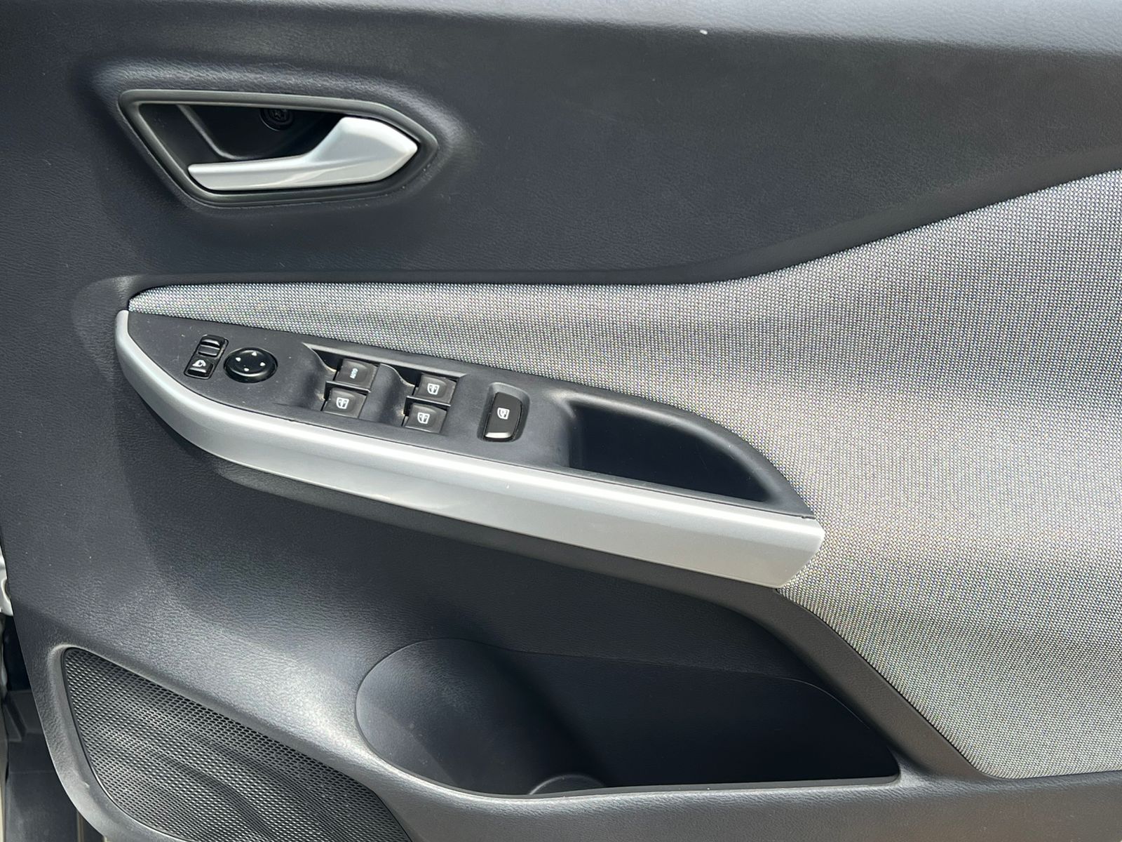 Nissan Magnite 1.0T Acenta Auto